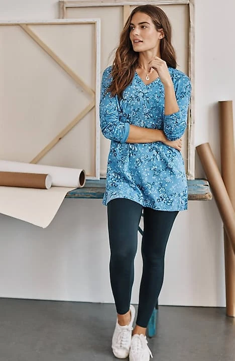 M8244 | Misses' and Women's Tops and Leggings | McCall's Patterns-cheohanoi.vn