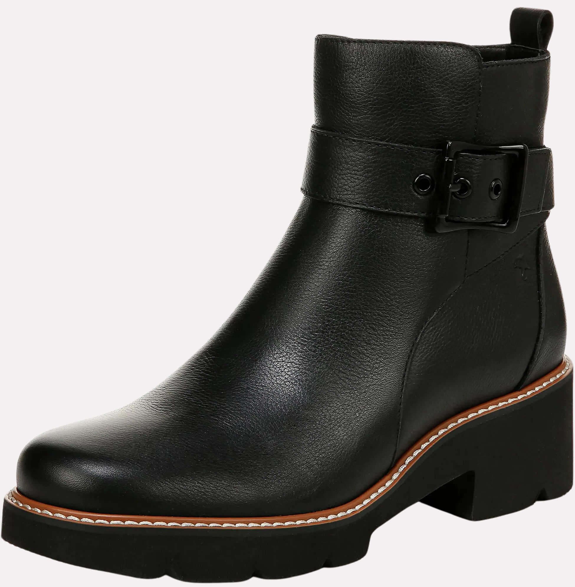 best-travel-shoes-womens-leather-boots