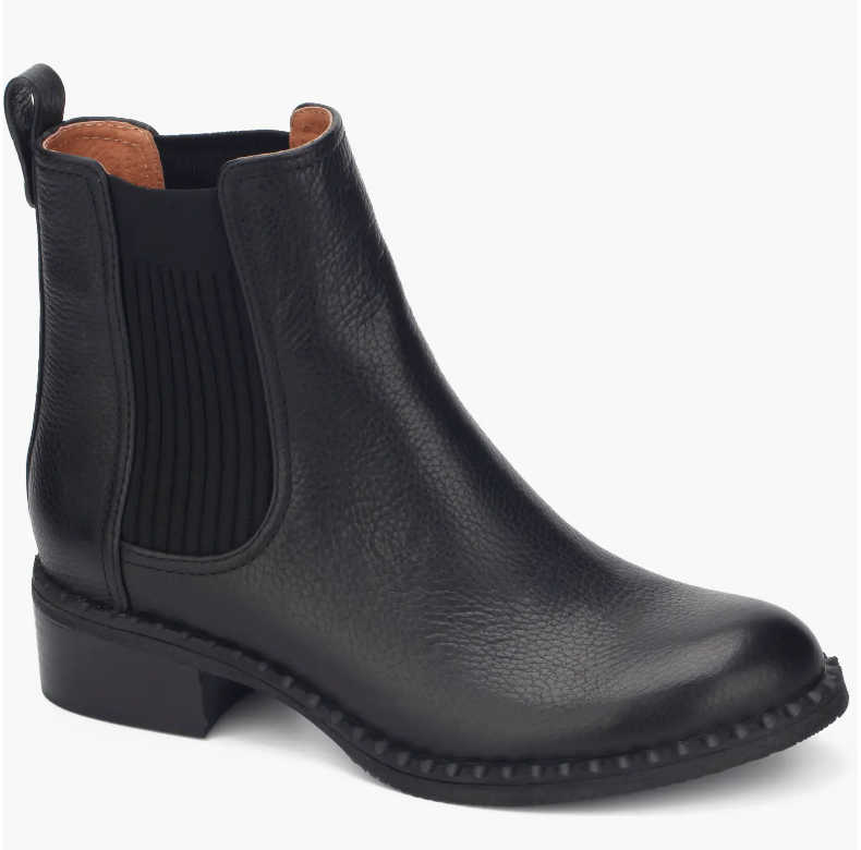 best-travel-shoes-womens-leather-boots