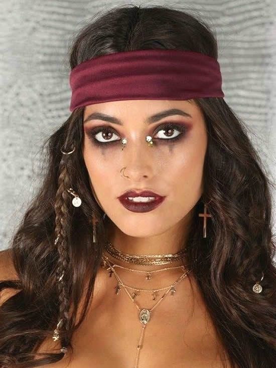 13 Spooky Halloween Makeup Ideas - no costume required!