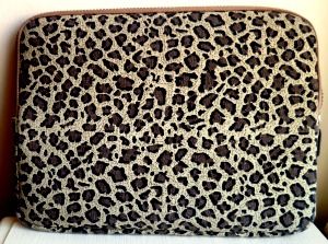  photo leopardprintcase.jpg