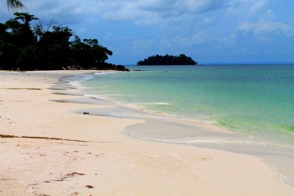  photo beach-on-koh-rong.jpg