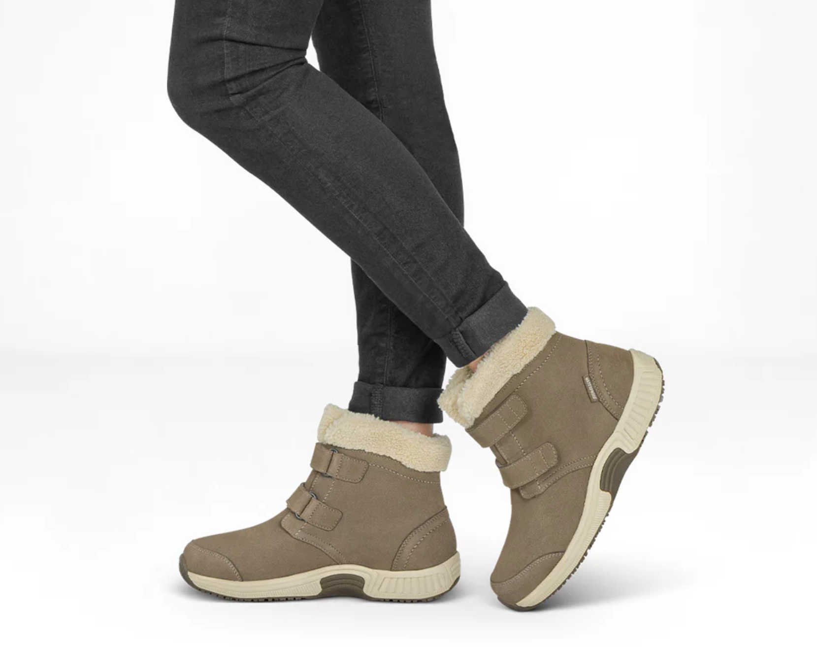 womens-waterproof-boots-for-winter