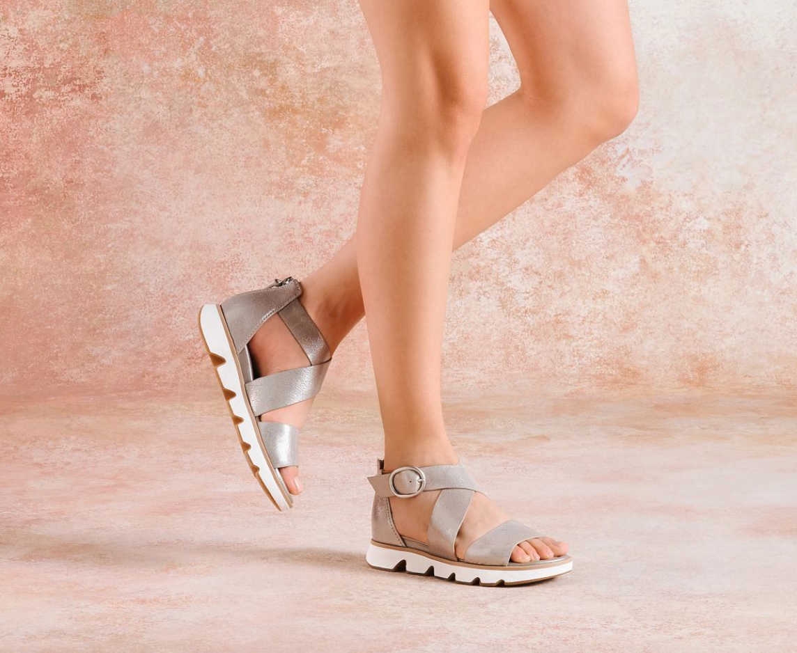 best-sandals-for-travel