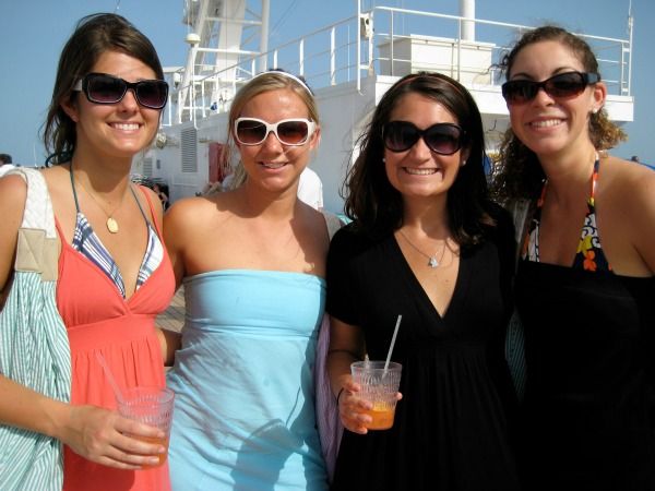 Cruise Etiquette: What's the Cruise Ship Dress Code These Days