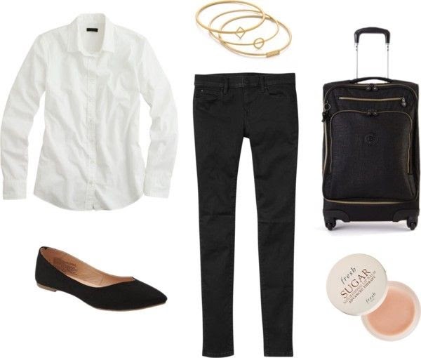 Stylishly Chic Minimalist Travel Wardrobe