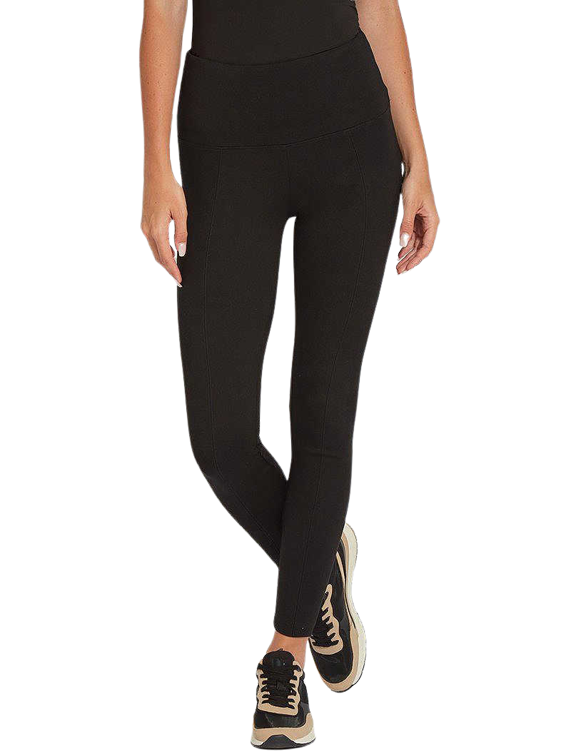 15 Best Black Leggings According to Our Readers