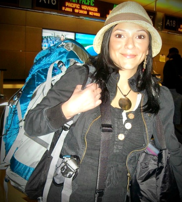 travel fashion girl osprey
