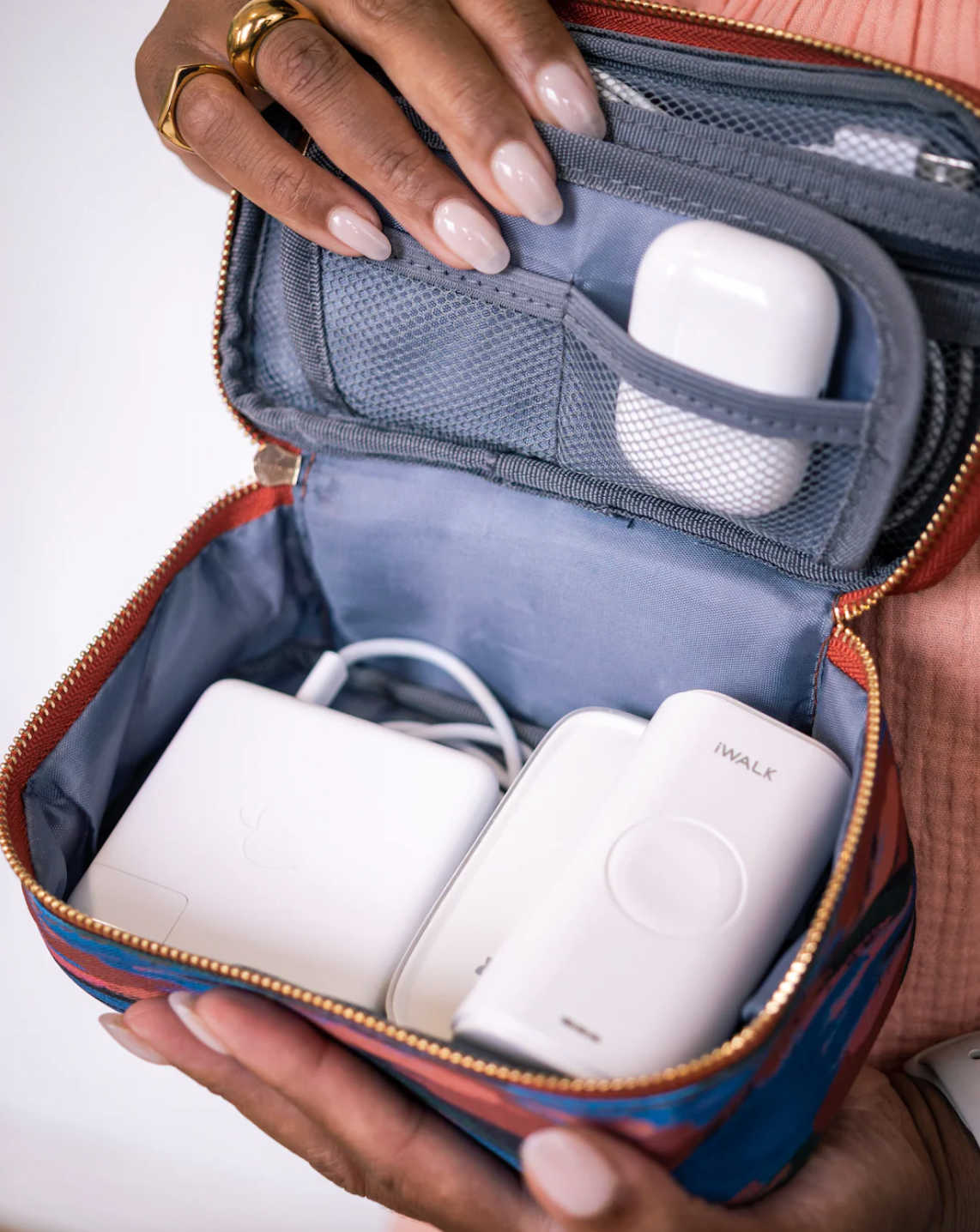 travel-cord-organizer