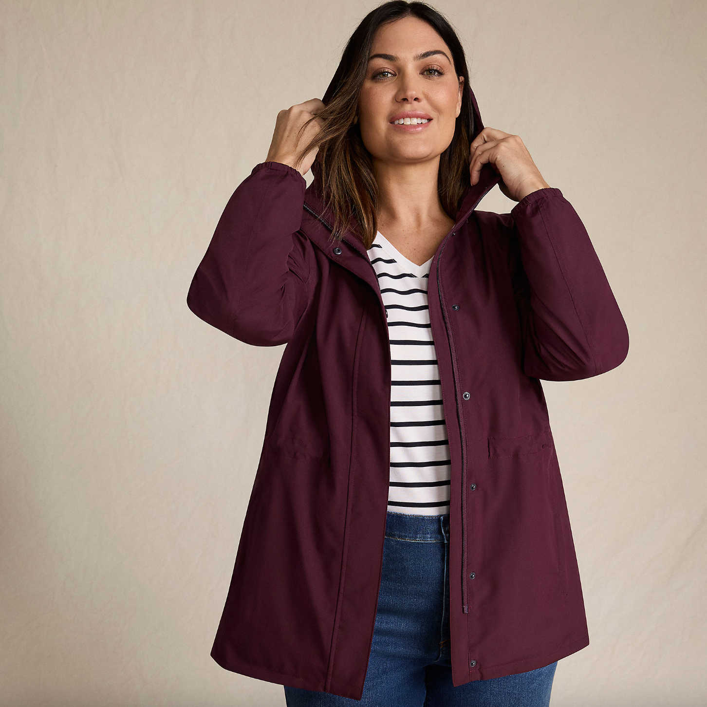 travel-raincoats-for-women