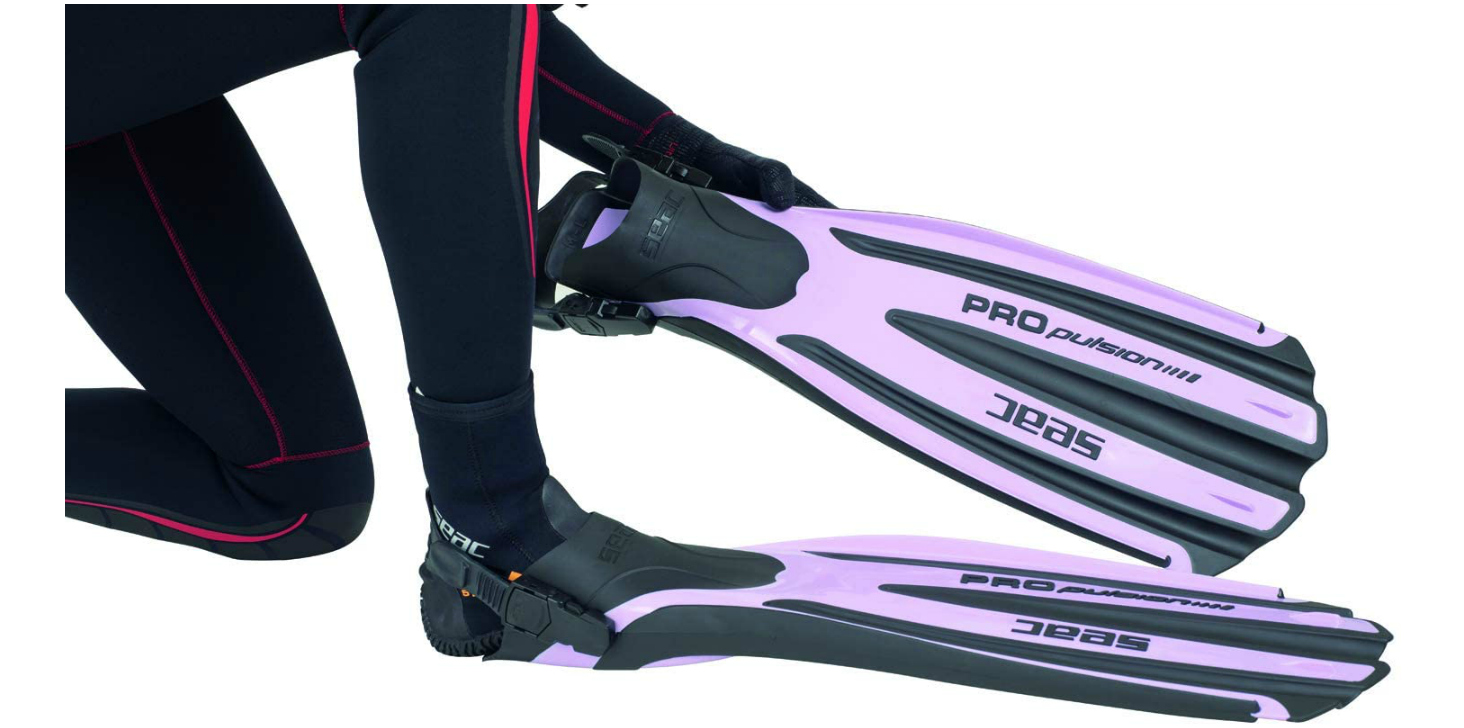 Best Scuba Diving Fins for Women to Tackle Any Aquatic Adventure