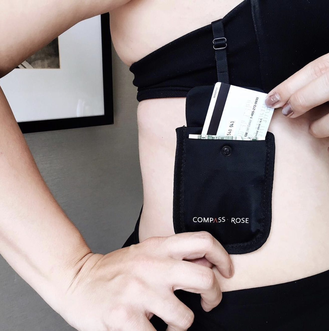 YOYI YOYI RFID Undercover Bra Wallet,Hidden Travel Pouch,Secret Pocket -  Credit Cards & Money & Valuables with Adjustable,Elastic Strap Suitable for  All Bra Sizes : : Fashion