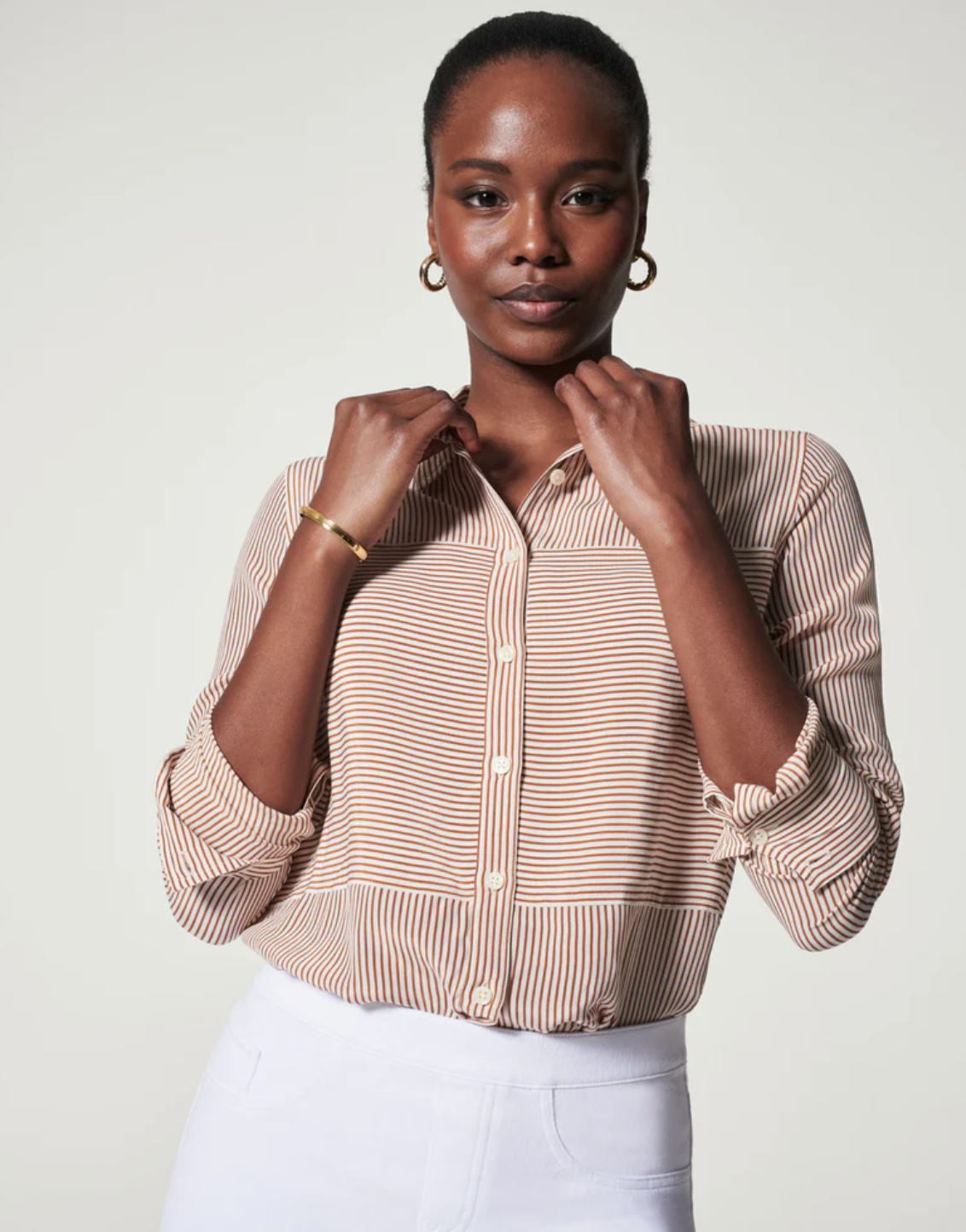 LAURENCE BRAS | Beige Women‘s Patterned Shirts & Blouses | YOOX