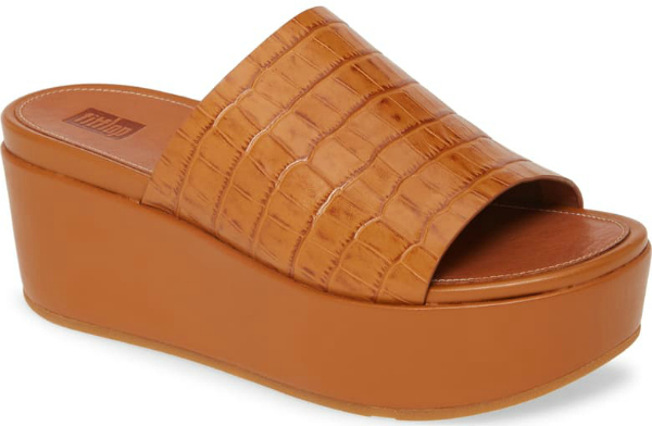 chunky sandals tan