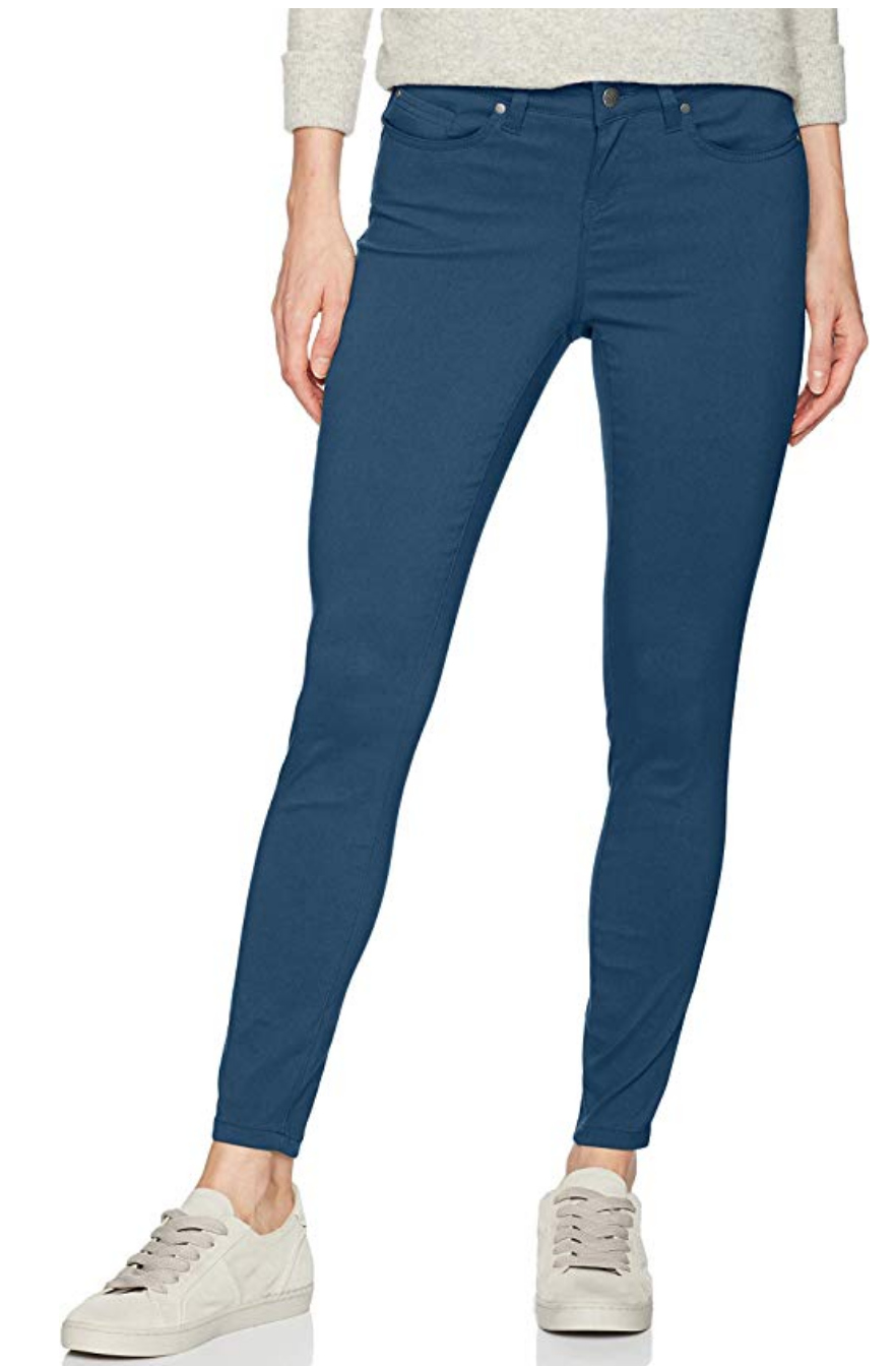 The Best Women’s Quick Dry Pants for Travel: 12 Awesome Reader Picks