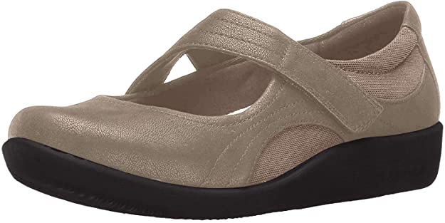comfortable shoes for older women