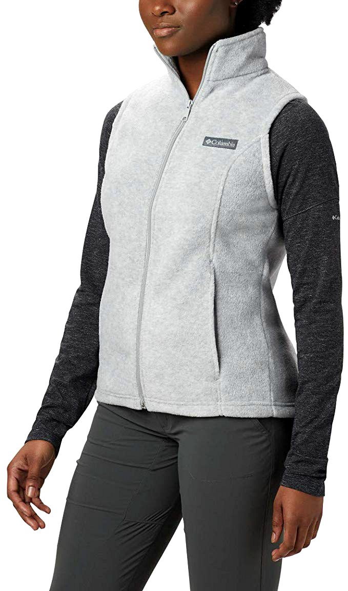 The Best Travel Vest for Women: 15 Cozy Reader Picks