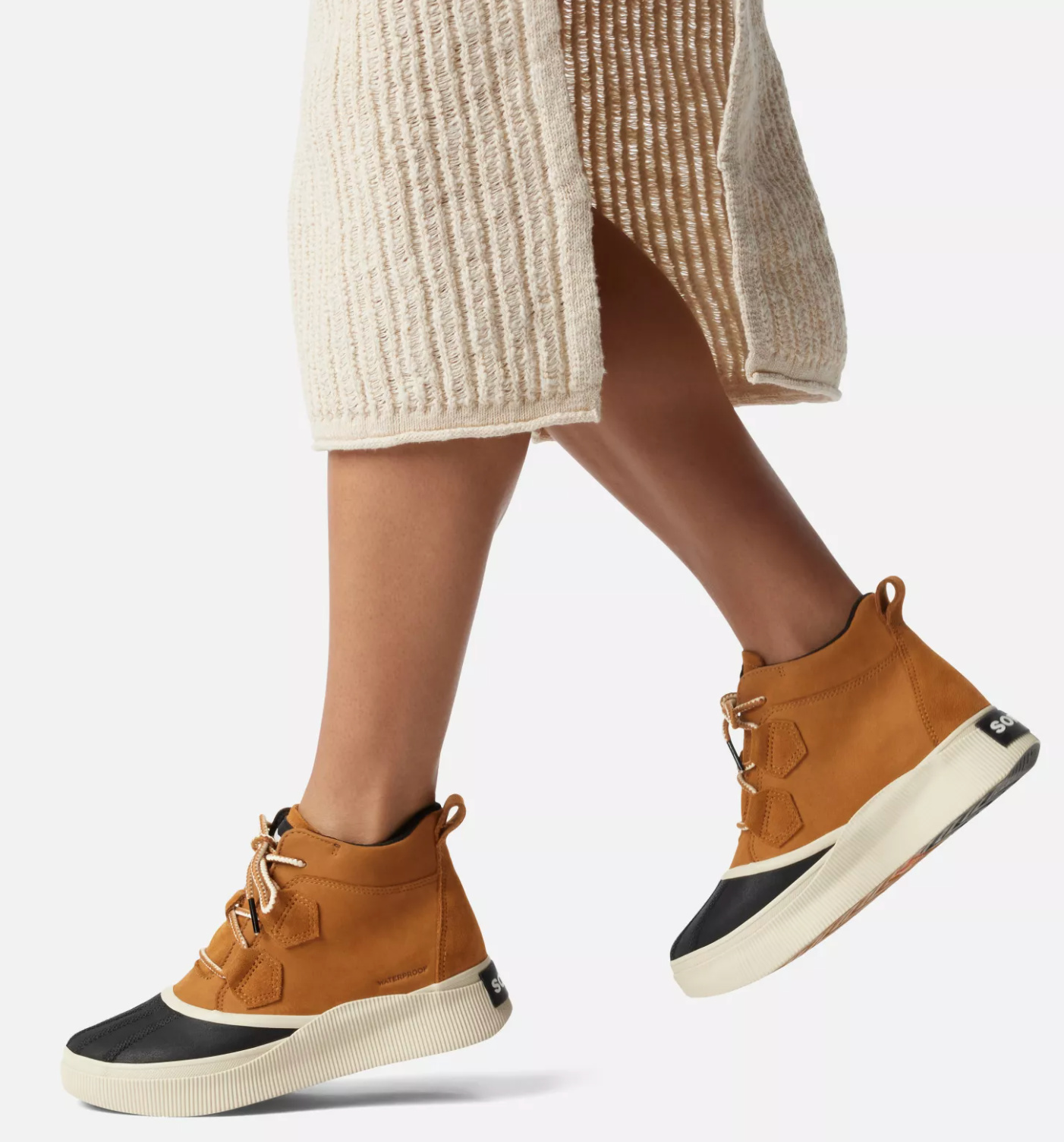 best-shoes-for-alaska-cruise