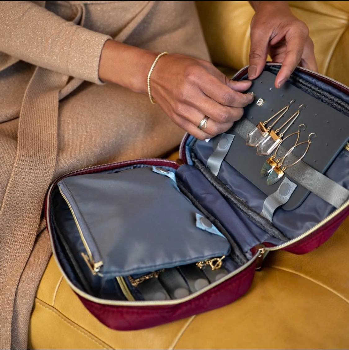 traveling-with-jewelry