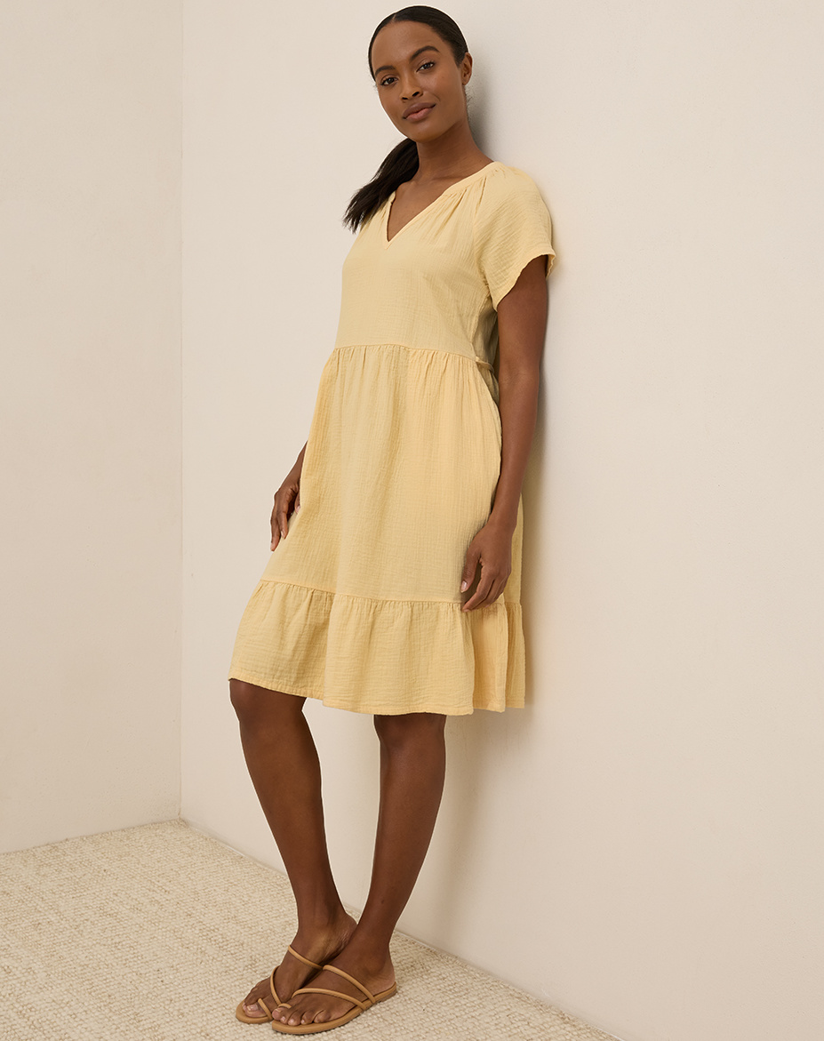 moisture-wicking-dresses