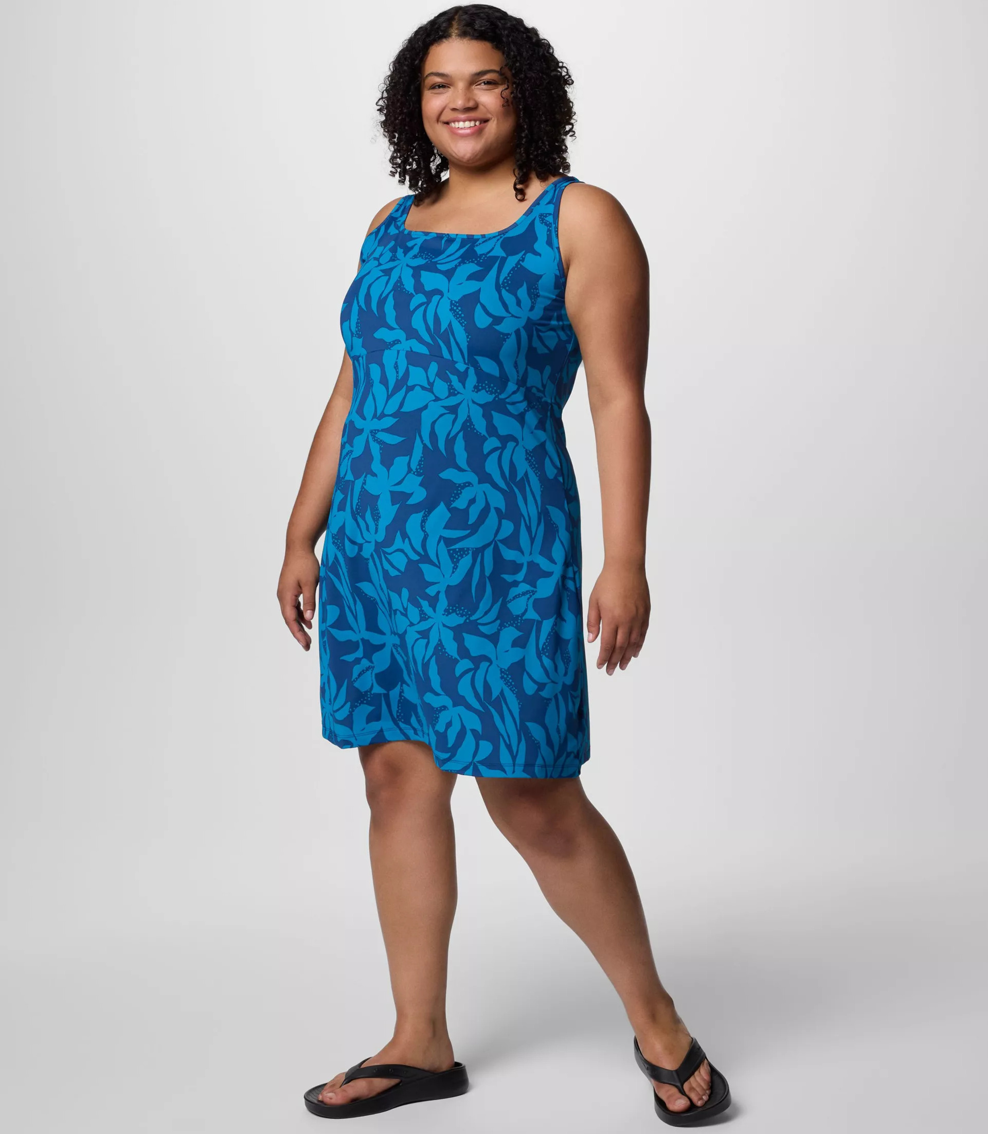 moisture-wicking-dresses