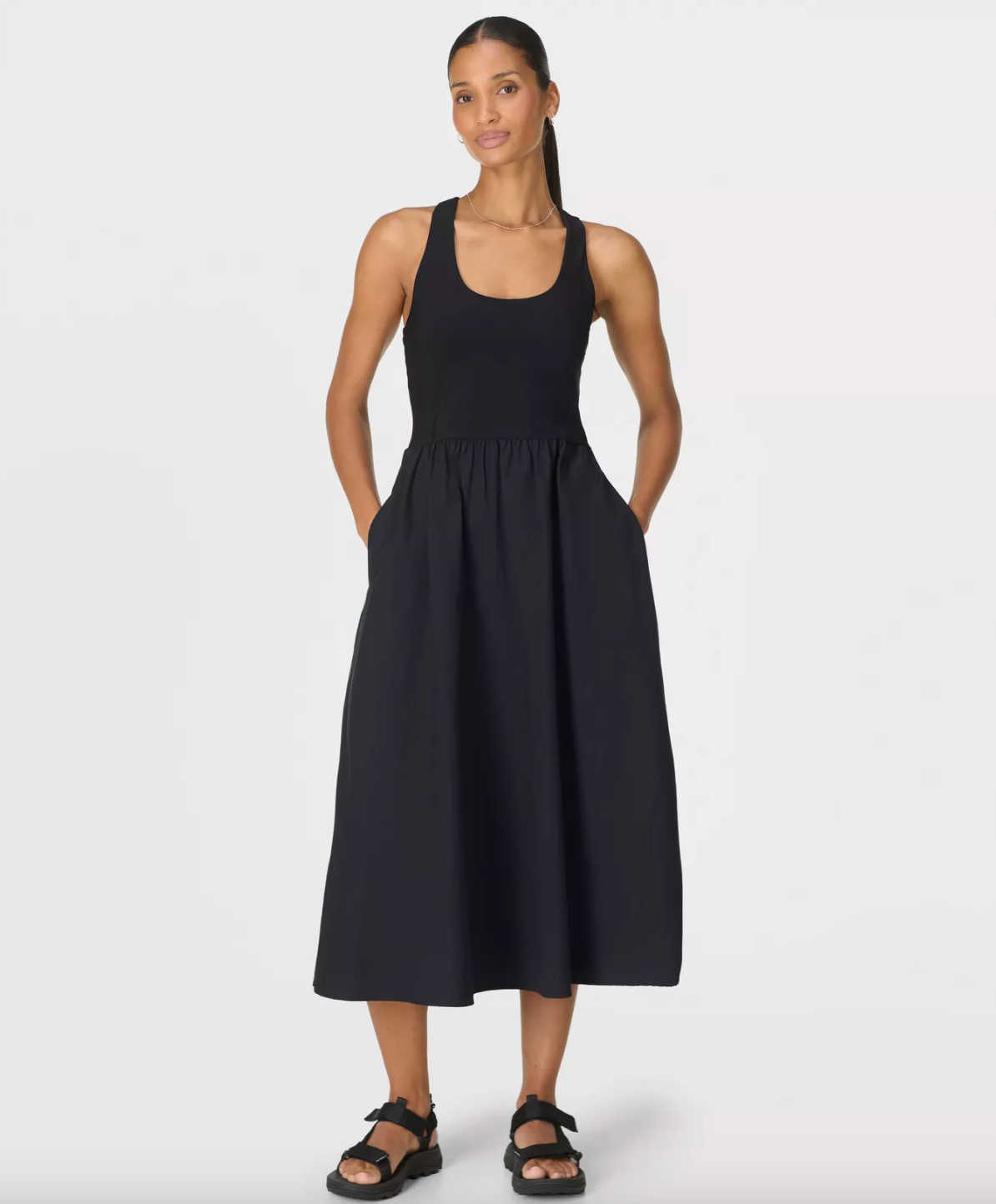 moisture-wicking-dresses