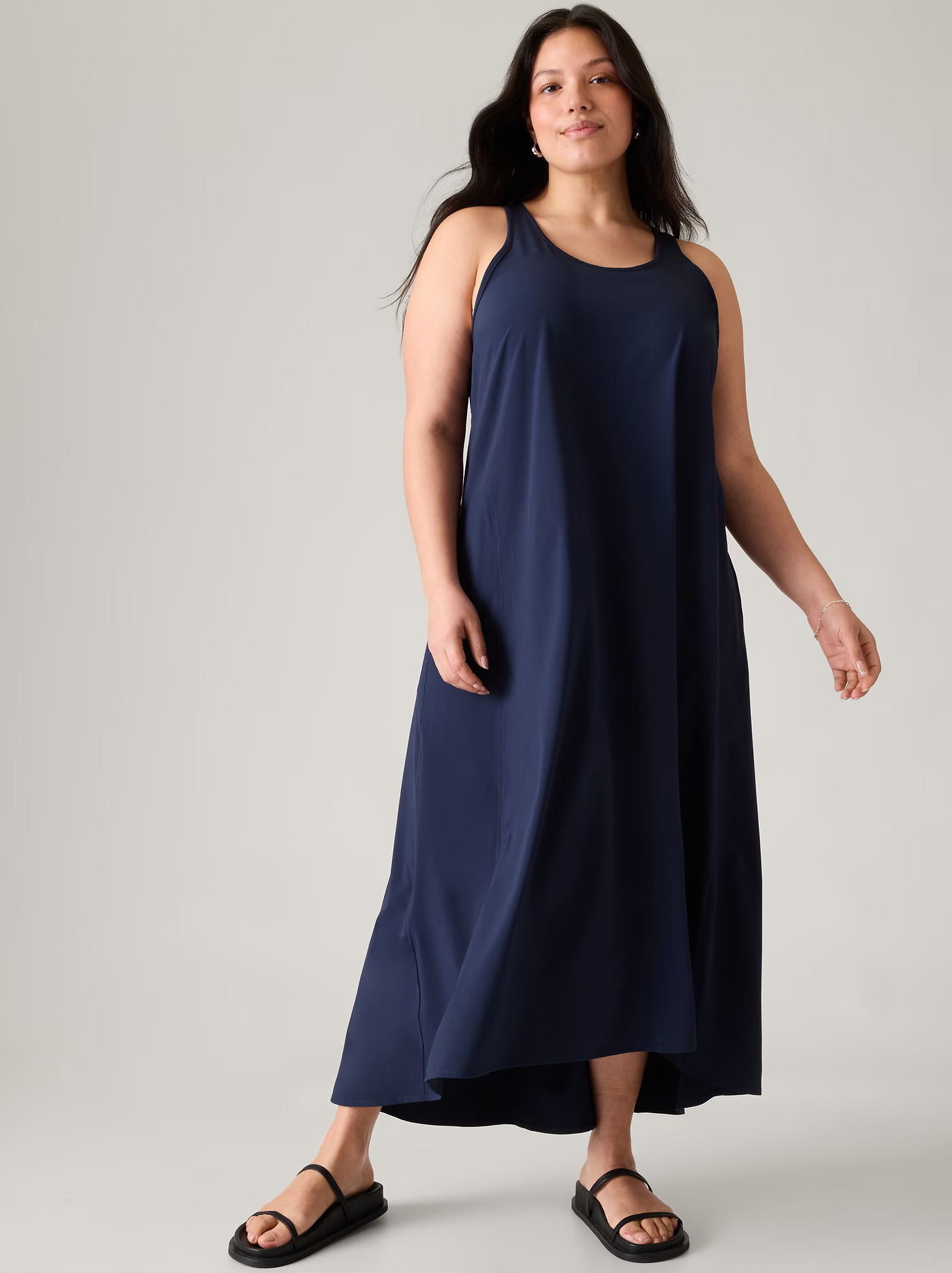 moisture-wicking-dresses
