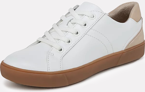 best-sneakers-for-narrow-feet