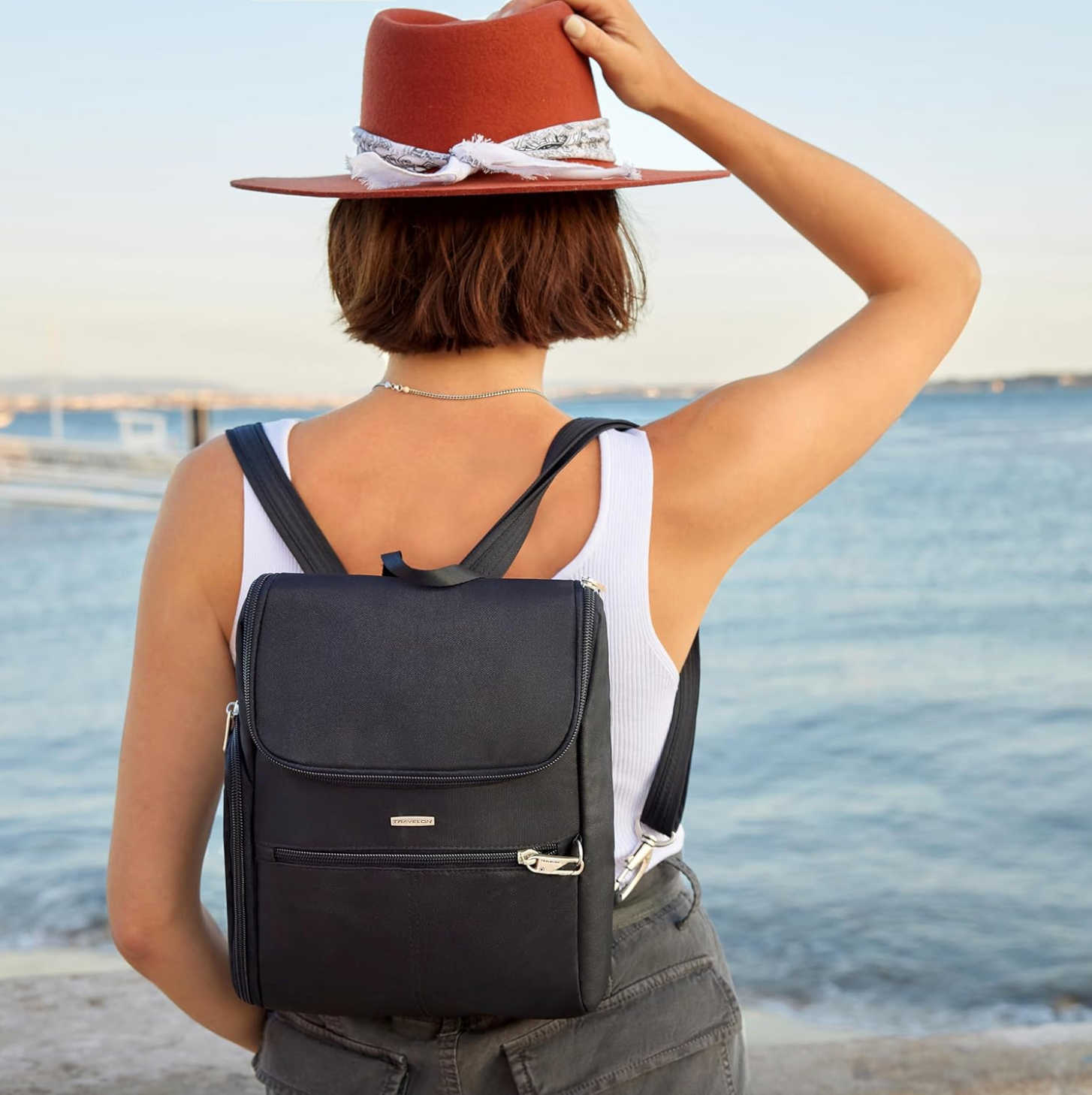 best-travel-purse-for-europe