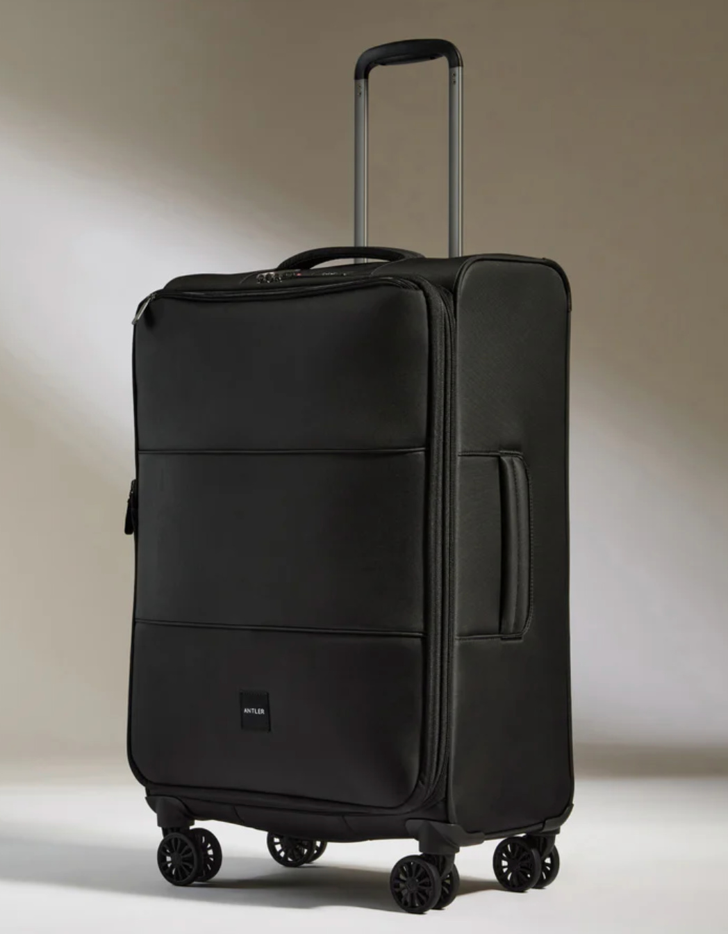 best-ultra-lightweight-checked-luggage