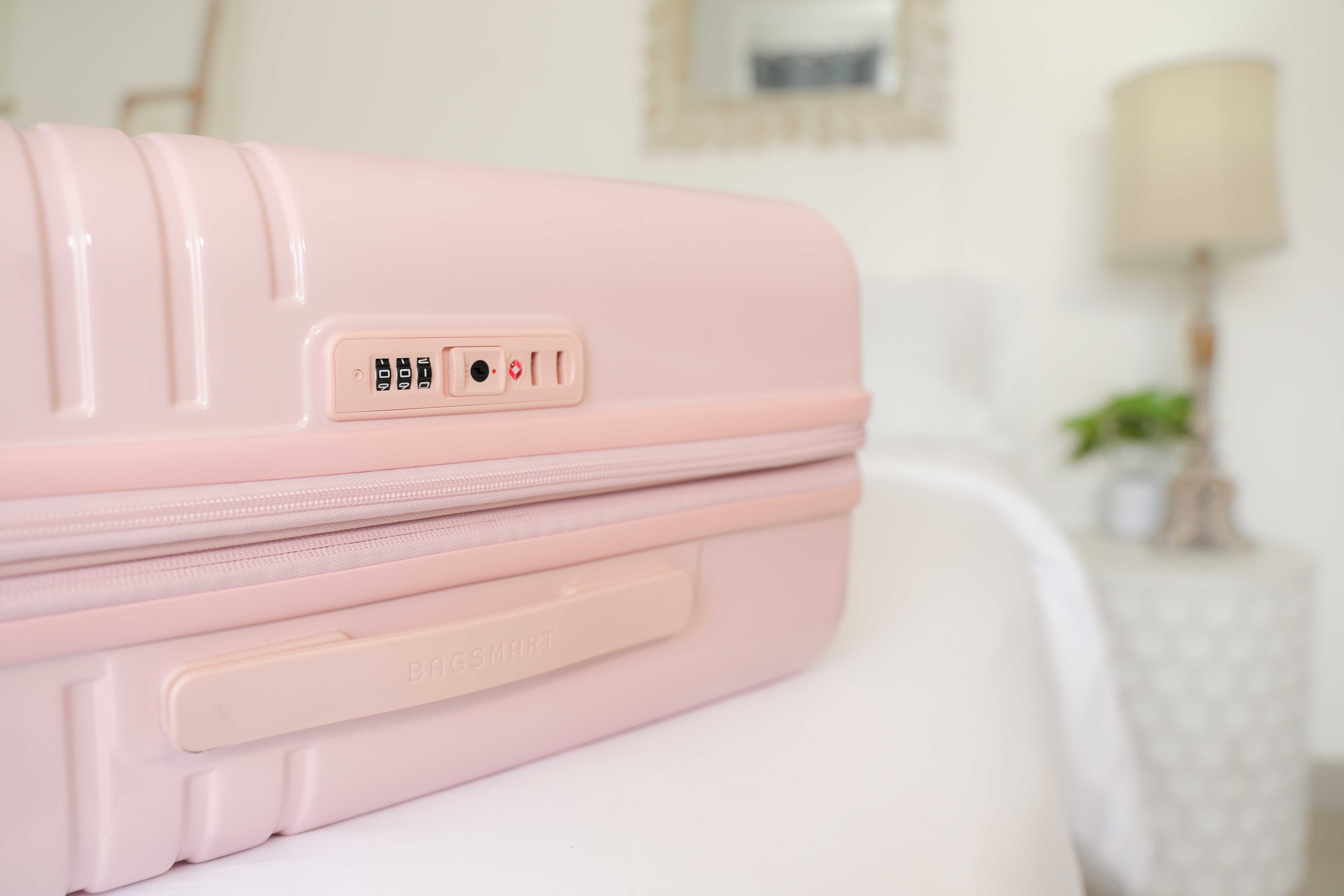 bagsmart-carryon-suitcase-review